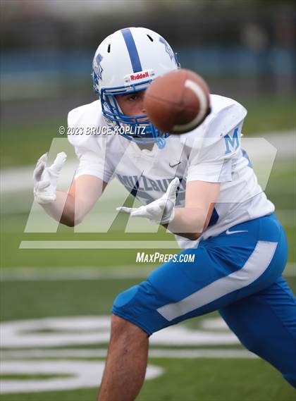 Thumbnail 1 in Millburn @ Belleville photogallery.