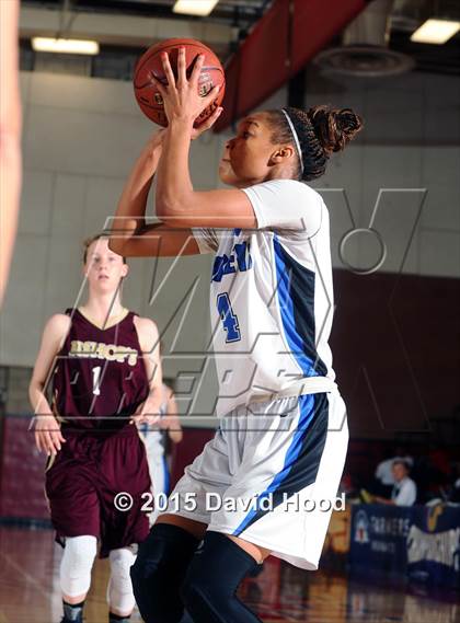 Thumbnail 1 in Bishop's @ La Jolla Country Day (CIF SoCal Regional D5 Final) photogallery.