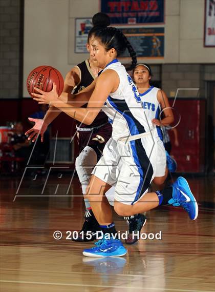 Thumbnail 1 in Bishop's @ La Jolla Country Day (CIF SoCal Regional D5 Final) photogallery.