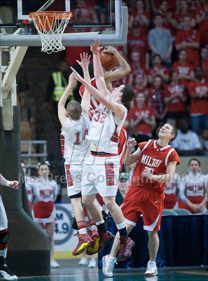 Thumbnail 3 in Hoosac Valley vs. Milton (MIAA D2 Final) photogallery.