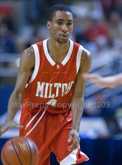 Thumbnail 2 in Hoosac Valley vs. Milton (MIAA D2 Final) photogallery.