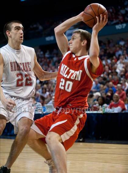 Thumbnail 1 in Hoosac Valley vs. Milton (MIAA D2 Final) photogallery.