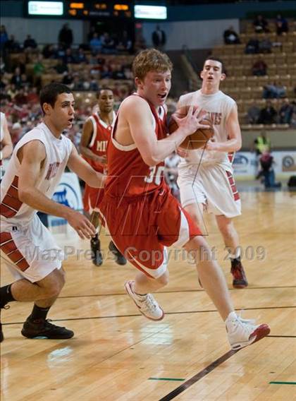 Thumbnail 1 in Hoosac Valley vs. Milton (MIAA D2 Final) photogallery.