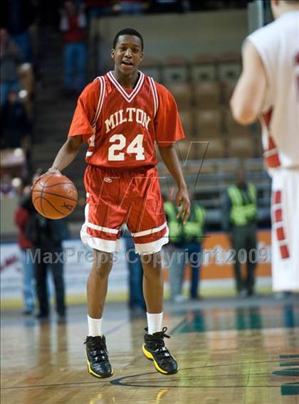 Thumbnail 1 in Hoosac Valley vs. Milton (MIAA D2 Final) photogallery.