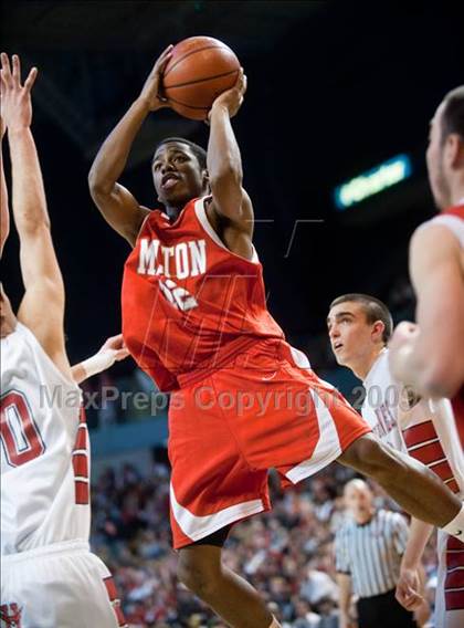 Thumbnail 3 in Hoosac Valley vs. Milton (MIAA D2 Final) photogallery.