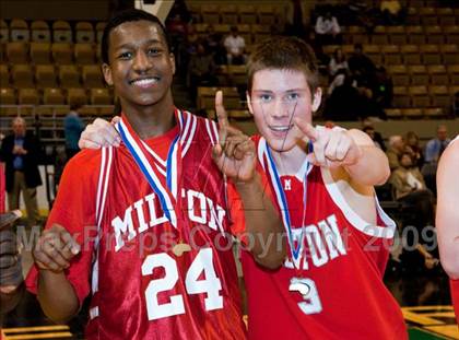 Thumbnail 1 in Hoosac Valley vs. Milton (MIAA D2 Final) photogallery.