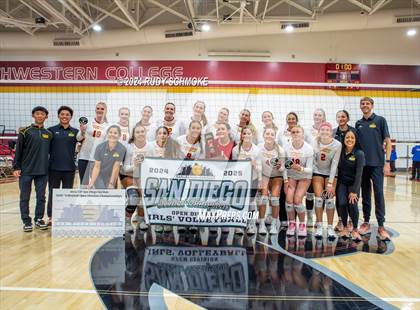 Thumbnail 1 in Cathedral Catholic vs. Torrey Pines (CIF SDS Open Division Final) photogallery.