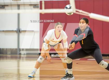 Thumbnail 1 in Cathedral Catholic vs. Torrey Pines (CIF SDS Open Division Final) photogallery.