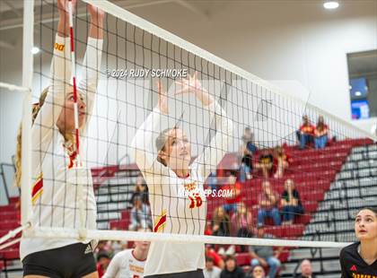 Thumbnail 3 in Cathedral Catholic vs. Torrey Pines (CIF SDS Open Division Final) photogallery.