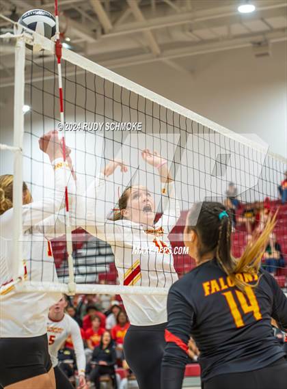 Thumbnail 3 in Cathedral Catholic vs. Torrey Pines (CIF SDS Open Division Final) photogallery.