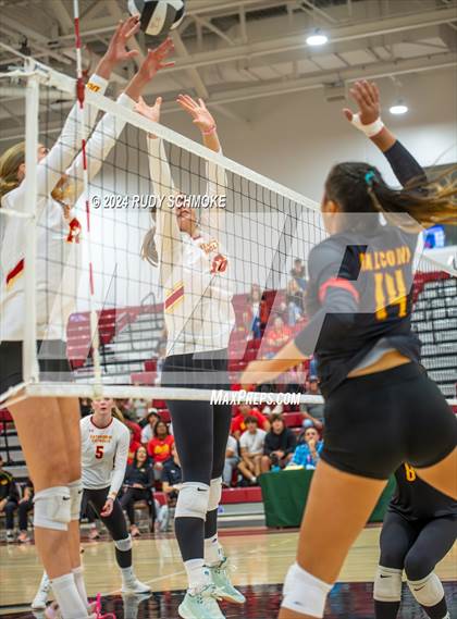 Thumbnail 1 in Cathedral Catholic vs. Torrey Pines (CIF SDS Open Division Final) photogallery.