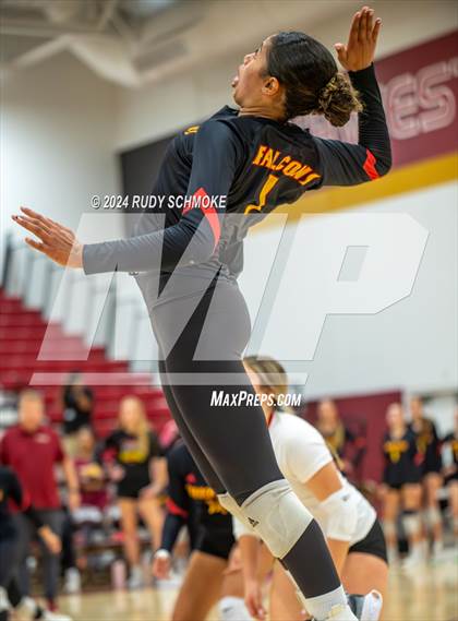 Thumbnail 2 in Cathedral Catholic vs. Torrey Pines (CIF SDS Open Division Final) photogallery.