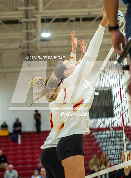 Thumbnail 3 in Cathedral Catholic vs. Torrey Pines (CIF SDS Open Division Final) photogallery.