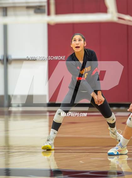 Thumbnail 3 in Cathedral Catholic vs. Torrey Pines (CIF SDS Open Division Final) photogallery.
