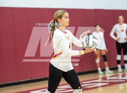 Thumbnail 3 in Cathedral Catholic vs. Torrey Pines (CIF SDS Open Division Final) photogallery.