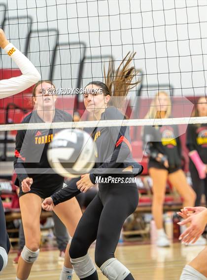 Thumbnail 1 in Cathedral Catholic vs. Torrey Pines (CIF SDS Open Division Final) photogallery.
