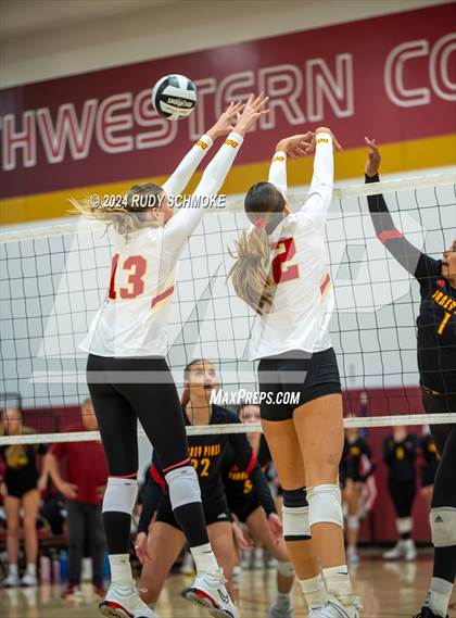 Thumbnail 3 in Cathedral Catholic vs. Torrey Pines (CIF SDS Open Division Final) photogallery.