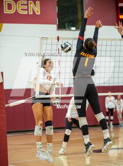 Thumbnail 1 in Cathedral Catholic vs. Torrey Pines (CIF SDS Open Division Final) photogallery.
