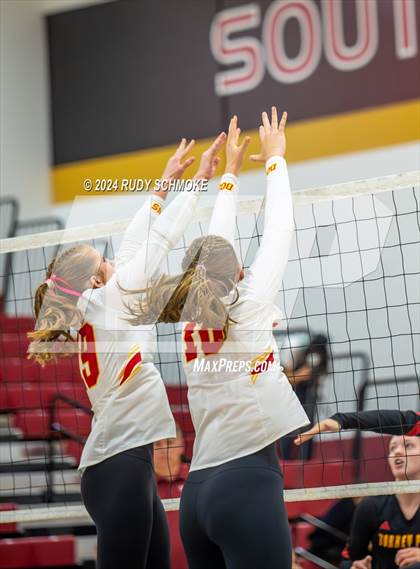 Thumbnail 2 in Cathedral Catholic vs. Torrey Pines (CIF SDS Open Division Final) photogallery.
