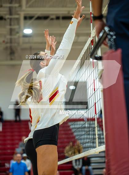 Thumbnail 3 in Cathedral Catholic vs. Torrey Pines (CIF SDS Open Division Final) photogallery.
