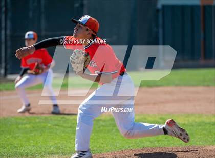 Thumbnail 3 in Fallbrook @ Escondido photogallery.