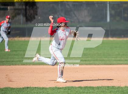 Thumbnail 1 in Fallbrook @ Escondido photogallery.