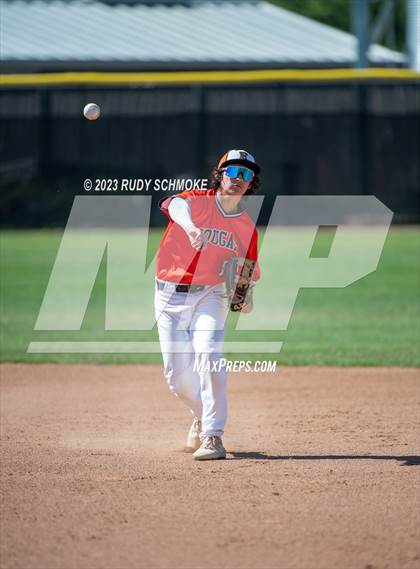 Thumbnail 1 in Fallbrook @ Escondido photogallery.