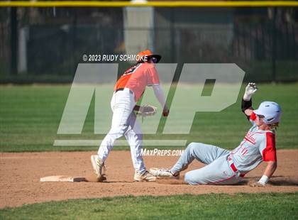 Thumbnail 2 in Fallbrook @ Escondido photogallery.