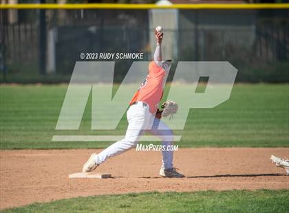 Thumbnail 1 in Fallbrook @ Escondido photogallery.