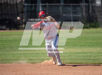 Thumbnail 2 in Fallbrook @ Escondido photogallery.