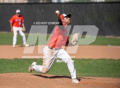 Thumbnail 1 in Fallbrook @ Escondido photogallery.