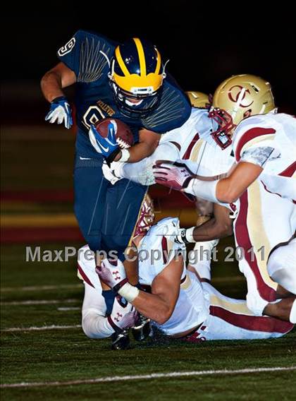 Thumbnail 3 in Bellevue vs. Oaks Christian (Mission Viejo Football Classic) photogallery.
