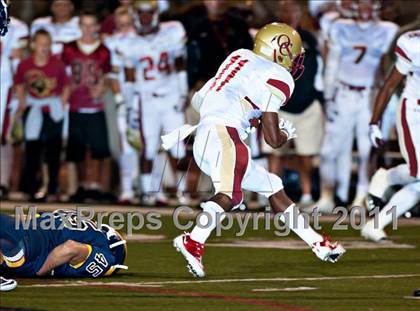 Thumbnail 3 in Bellevue vs. Oaks Christian (Mission Viejo Football Classic) photogallery.