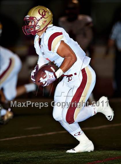 Thumbnail 2 in Bellevue vs. Oaks Christian (Mission Viejo Football Classic) photogallery.