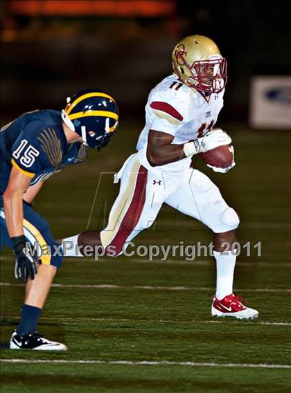 Thumbnail 1 in Bellevue vs. Oaks Christian (Mission Viejo Football Classic) photogallery.