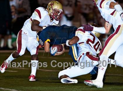 Thumbnail 1 in Bellevue vs. Oaks Christian (Mission Viejo Football Classic) photogallery.
