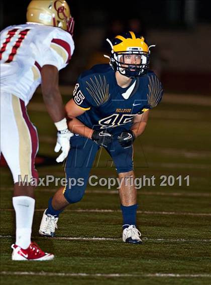 Thumbnail 3 in Bellevue vs. Oaks Christian (Mission Viejo Football Classic) photogallery.