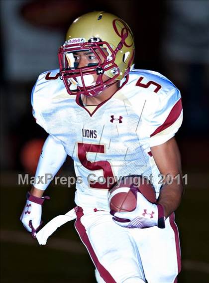Thumbnail 3 in Bellevue vs. Oaks Christian (Mission Viejo Football Classic) photogallery.