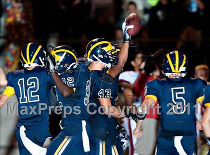 Thumbnail 2 in Bellevue vs. Oaks Christian (Mission Viejo Football Classic) photogallery.