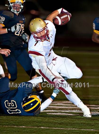 Thumbnail 3 in Bellevue vs. Oaks Christian (Mission Viejo Football Classic) photogallery.