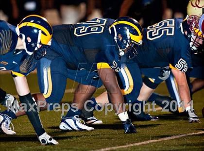 Thumbnail 2 in Bellevue vs. Oaks Christian (Mission Viejo Football Classic) photogallery.