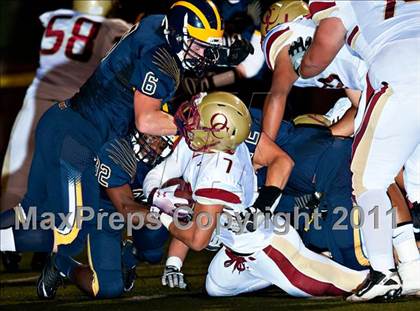 Thumbnail 3 in Bellevue vs. Oaks Christian (Mission Viejo Football Classic) photogallery.