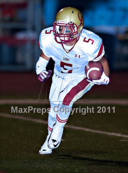 Thumbnail 2 in Bellevue vs. Oaks Christian (Mission Viejo Football Classic) photogallery.