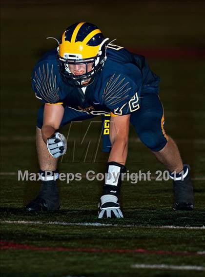 Thumbnail 3 in Bellevue vs. Oaks Christian (Mission Viejo Football Classic) photogallery.