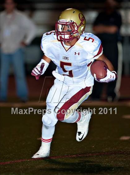 Thumbnail 2 in Bellevue vs. Oaks Christian (Mission Viejo Football Classic) photogallery.