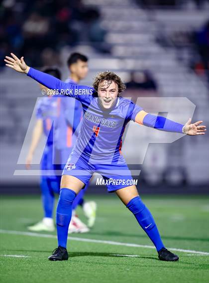 Thumbnail 2 in Grand Oaks vs The Woodlands photogallery.