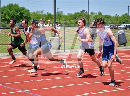 Thumbnail 2 in Lake Houston Conquerors Invitational (110 Hurdles) photogallery.