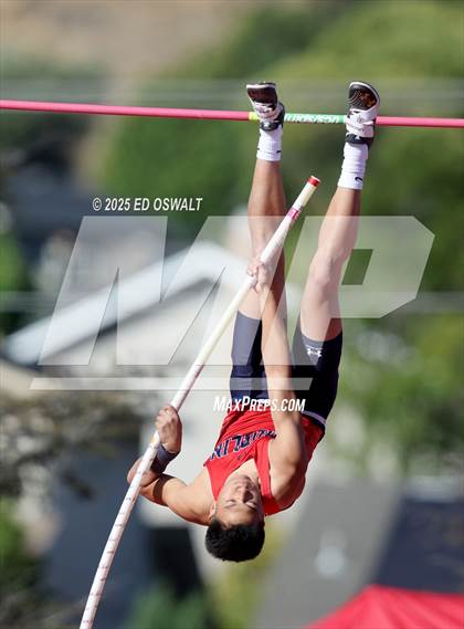 Thumbnail 3 in CIF NCS Meet of Champions (Boys Pole Vault) photogallery.