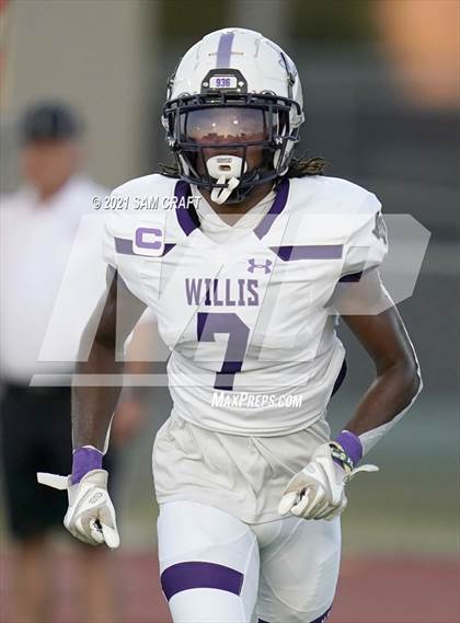 Thumbnail 3 in Willis @ A&M Consolidated photogallery.
