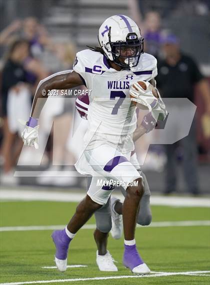 Thumbnail 1 in Willis @ A&M Consolidated photogallery.